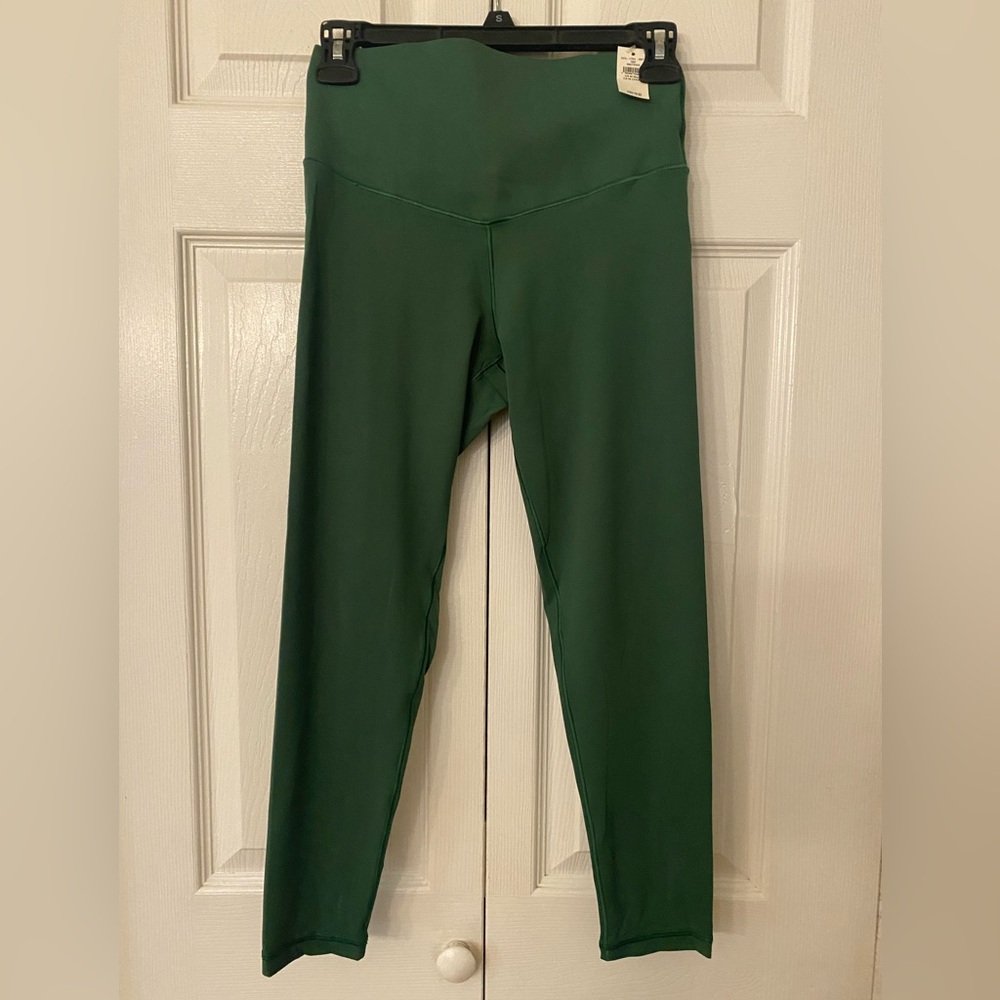 Aerie Offline Green High-Waisted Leggings Medium Short